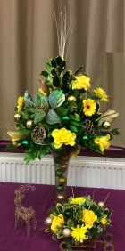Flower arranging led by Lynne Demonstration December 2018 - photo 1